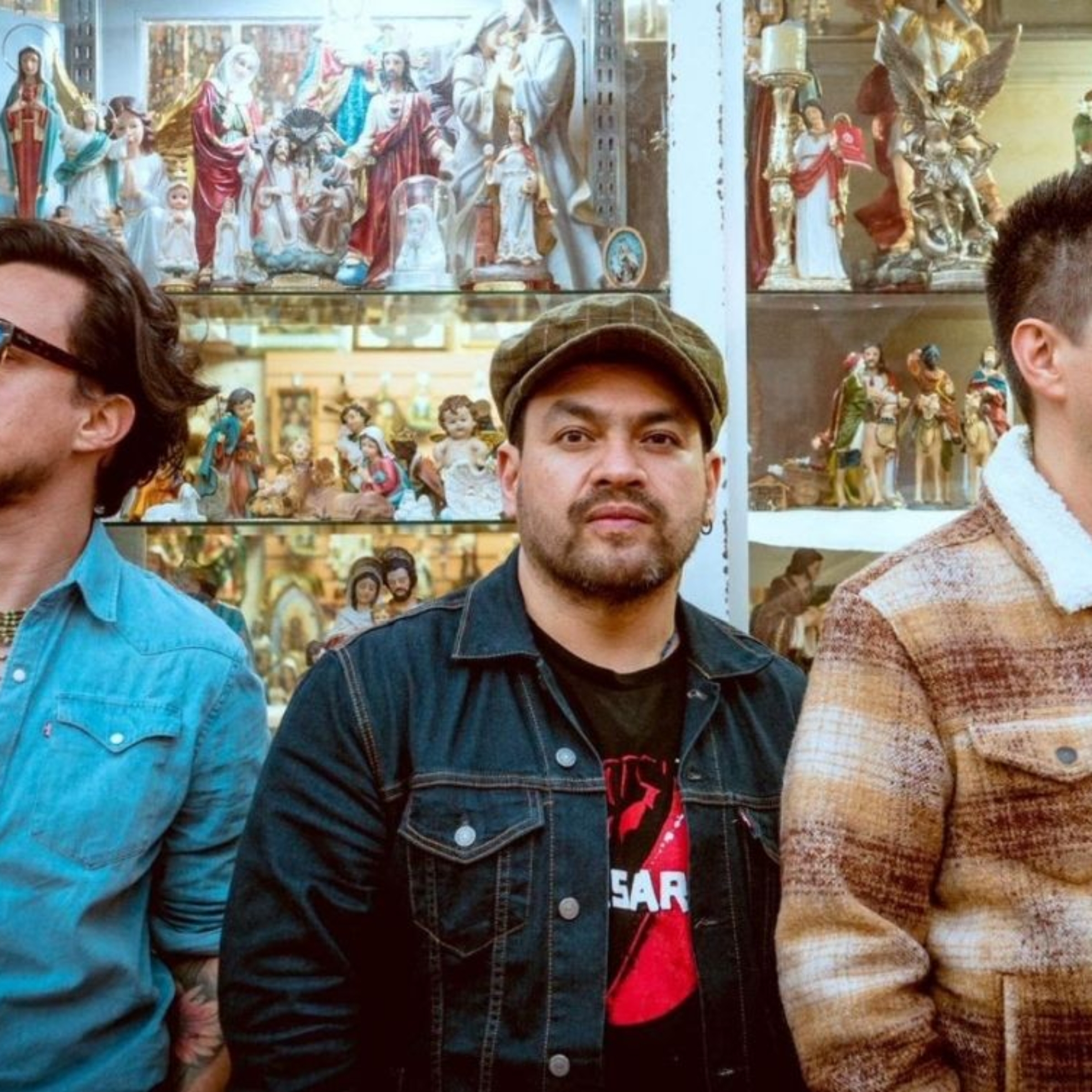 Radio Jaguar-Somos del Mundo