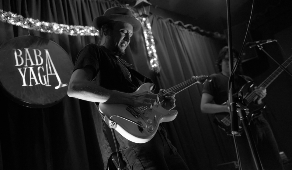 Ariel Tobo - Jet Lag (5)