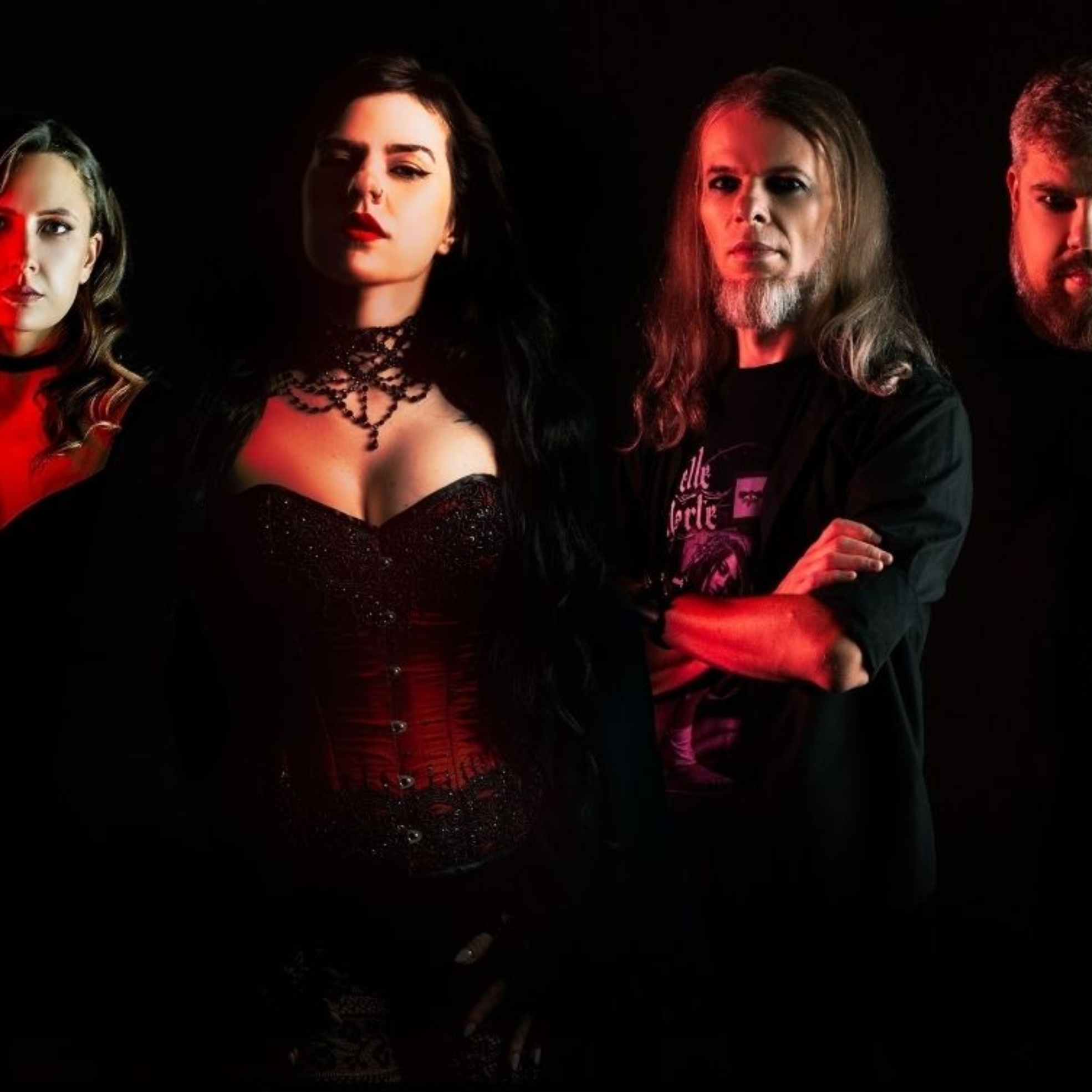 Belle Morte ‘Kiss Me You Animal’-