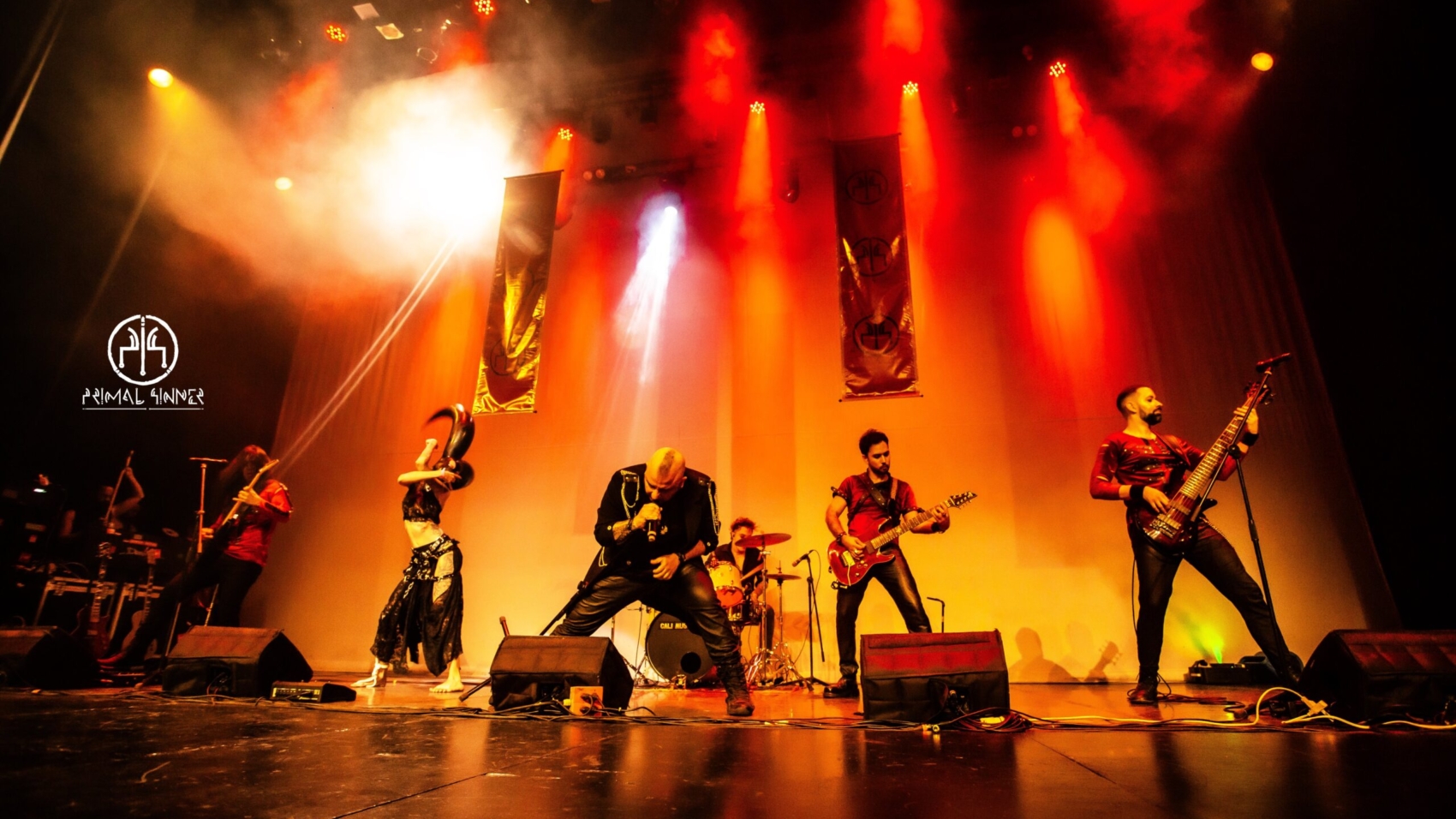 6-Show junto a banda Internacional