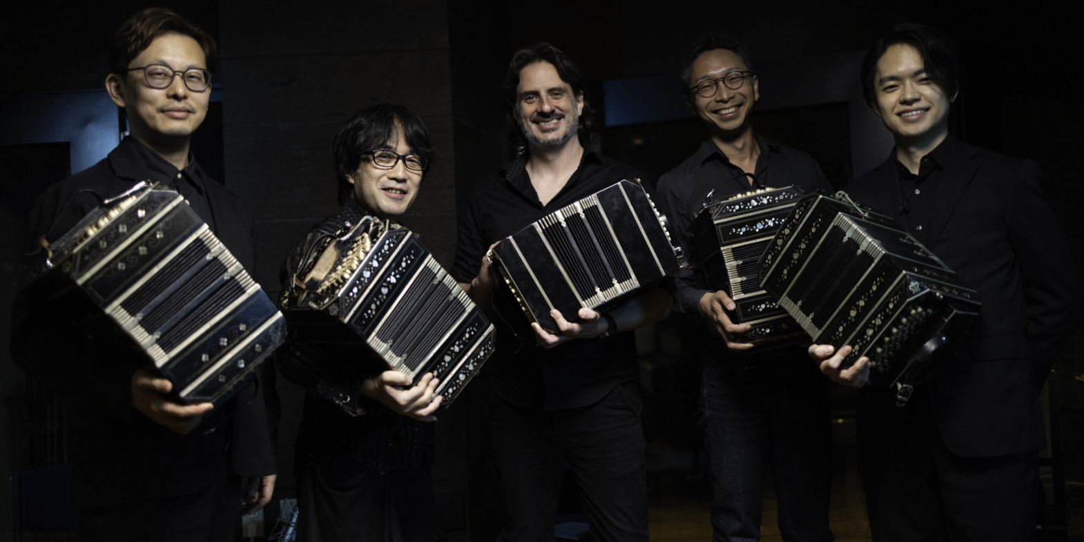 Pablo Jaurena ‘Flores negras’