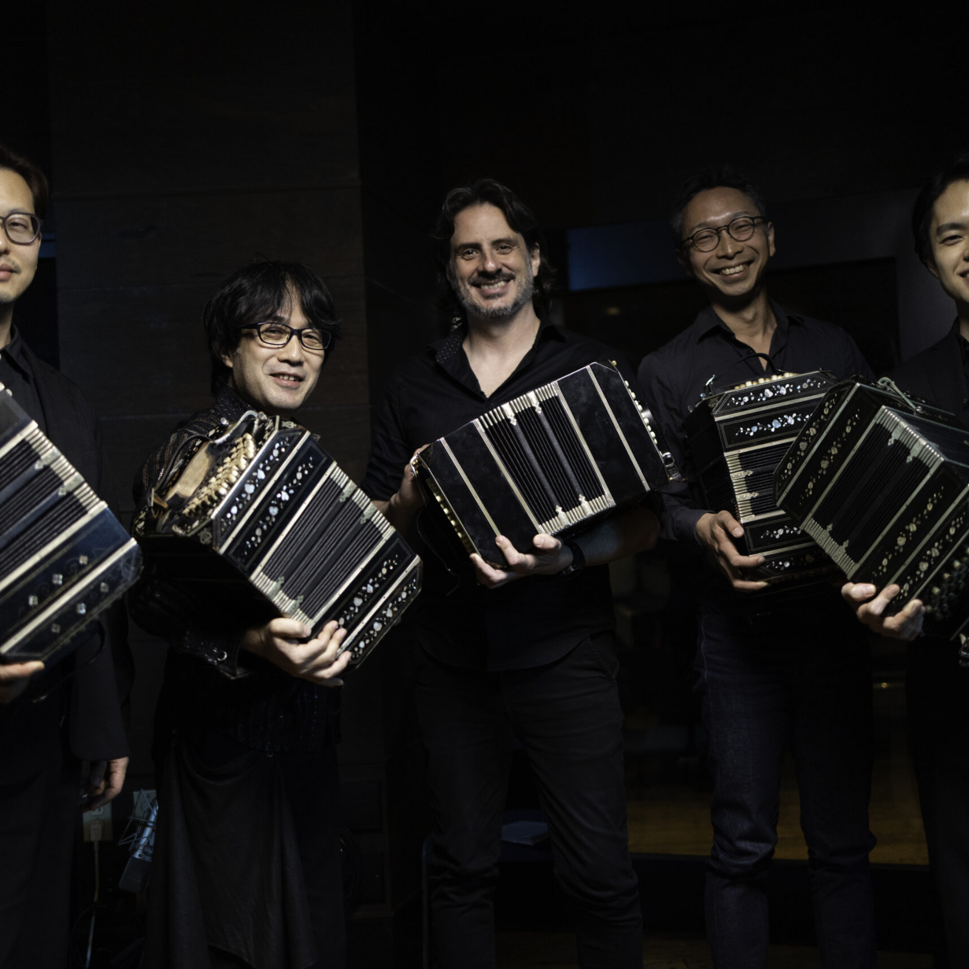 Pablo Jaurena ‘Flores negras’