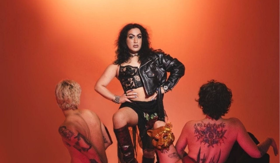 Bustié ‘Perimeters of Love’