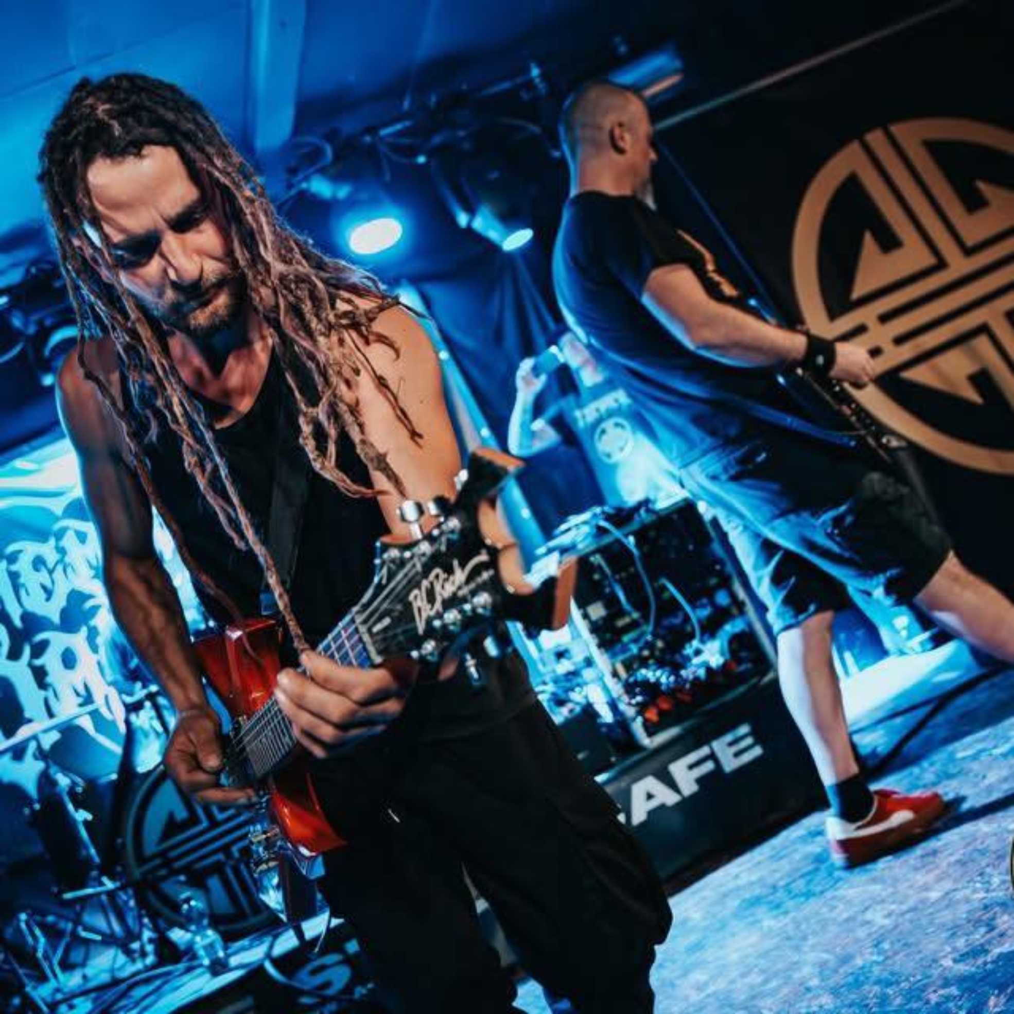 Senki ‘Szilánkok’ (3)