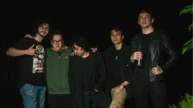 droide- 'Viajando a la Luna' y 'Aléjate'