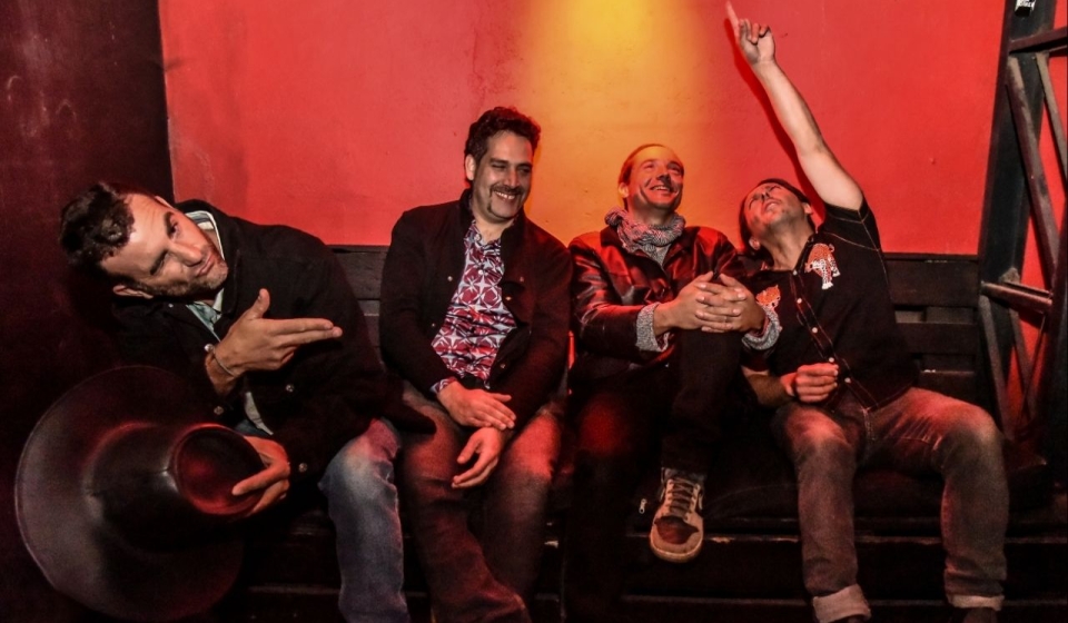 los-gaviotas-cosmopolitan-girl-punk-rock