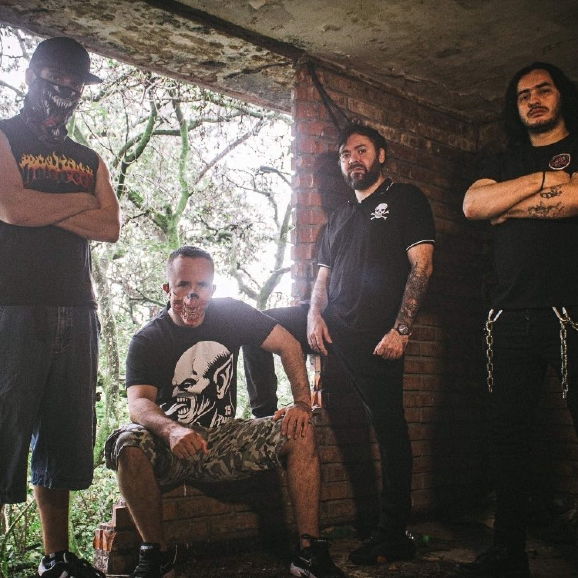 parasite-rivers-of-blood-violencia-politica